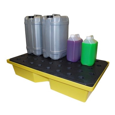 Plastic spill tray with grid